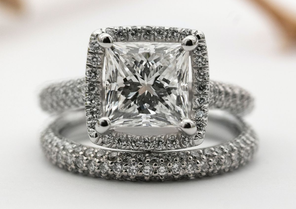 De Beers - Diamond Ring