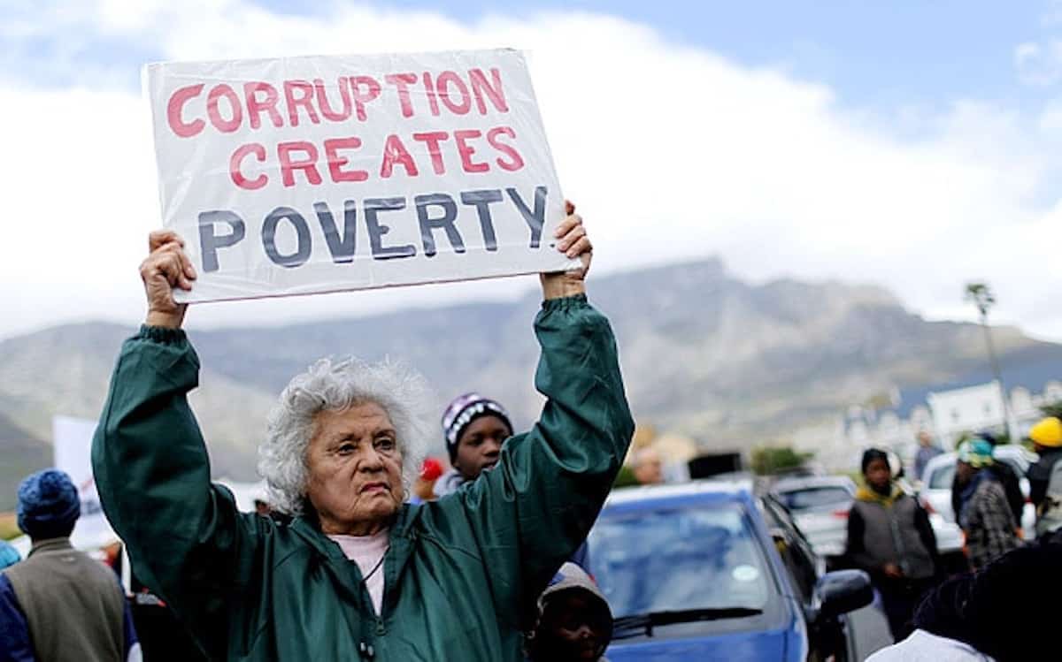 korrupsie en armoede