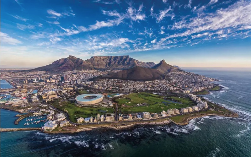 Statistieke SA syfers wys net hoeveel toeriste na Kaapstad stroom. Foto: Lêer.
