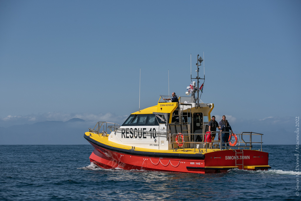 Twee vissermanne verdrink nadat boot in Lambertsbaai omgeslaan het