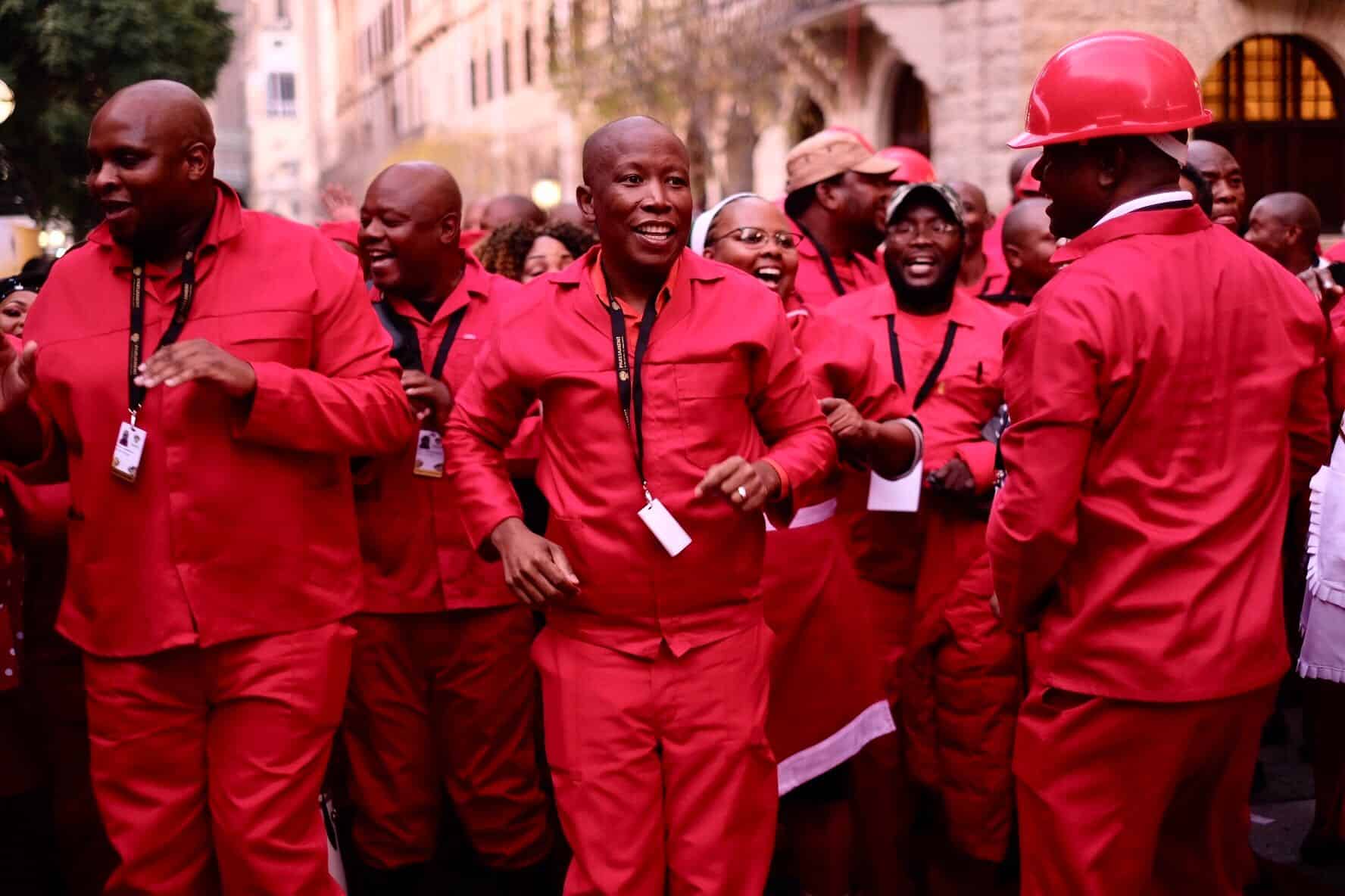 EFF versuim om die Parlement te verhoed om nuwe reëls te implementeer