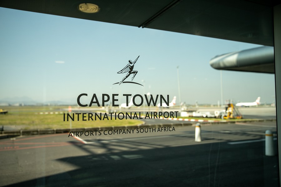 Kaapstand internationale lughawe een van DRIE top Suid-Afrikaanse lughawens