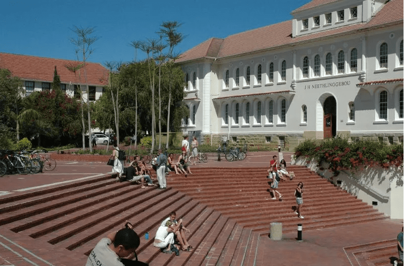 stellenbosch universiteit ontvang R50 miljoen