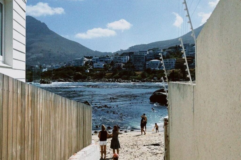 Beta strand, Kaapstad
