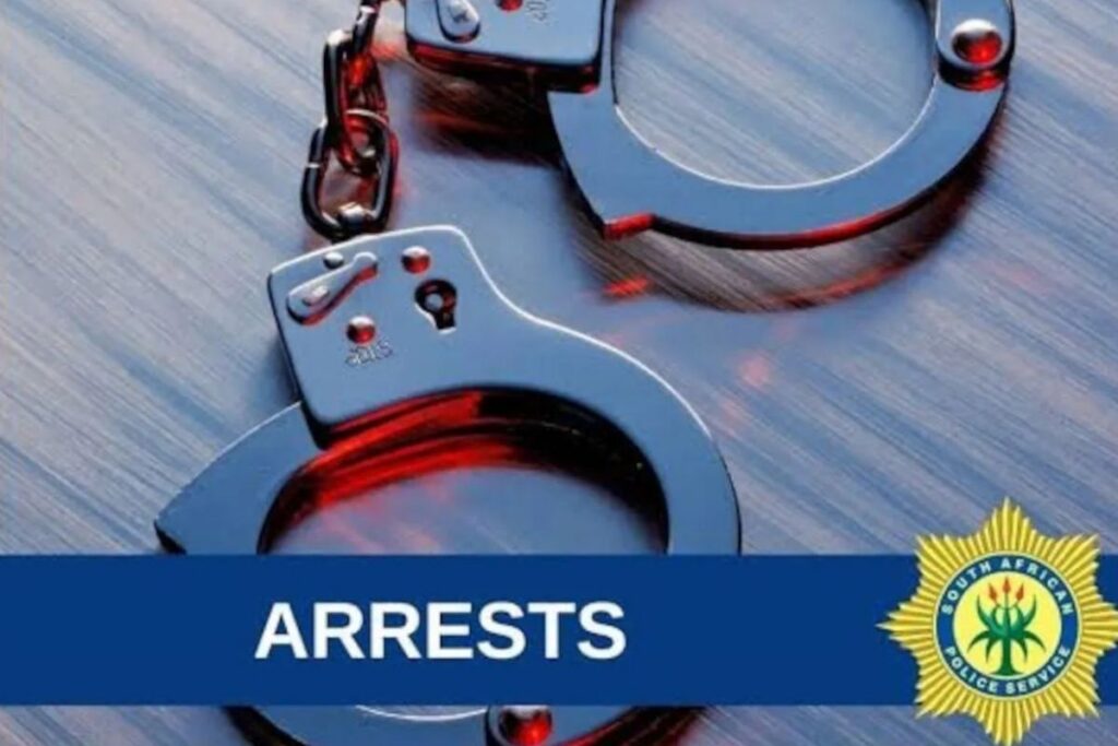 Die polisie in die Oos-Kaap het nog drie verdagtes in hegtenis geneem in verband met die moord op die voormalige tweevoudige wêreldkampioenbokser, Zolani Tete.