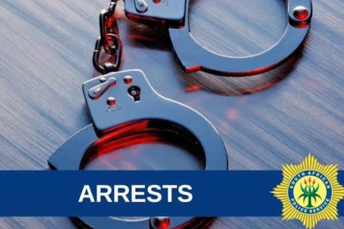 Die polisie in die Oos-Kaap het nog drie verdagtes in hegtenis geneem in verband met die moord op die voormalige tweevoudige wêreldkampioenbokser, Zolani Tete.